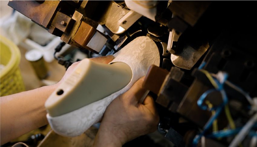 日本 靴職人 手仕事