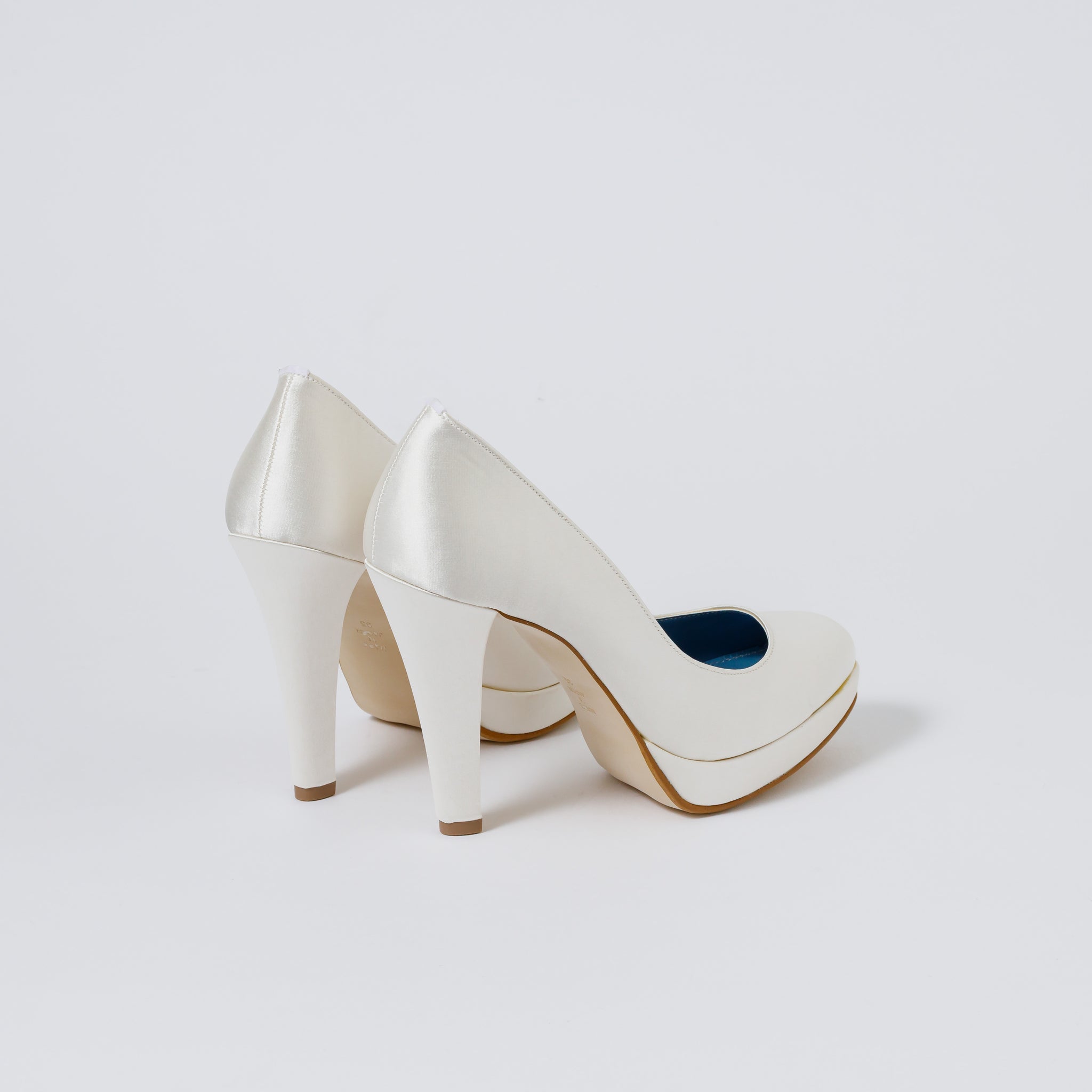SATIN ROUND TOE｜1121 WH – BENIR